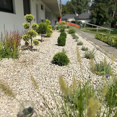 Bl Lakeside Apartman Balatonlelle Esterno foto
