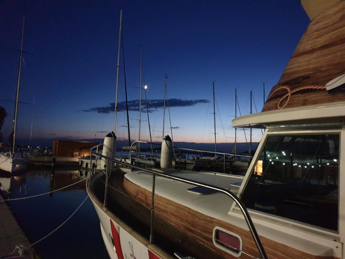 Bl Lakeside Apartman Balatonlelle Esterno foto