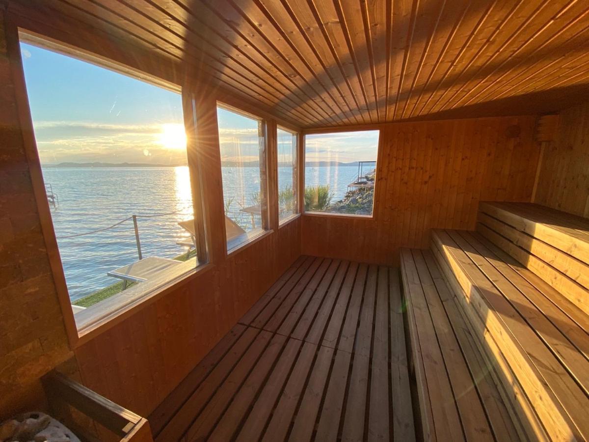 Bl Lakeside Apartman Balatonlelle Esterno foto