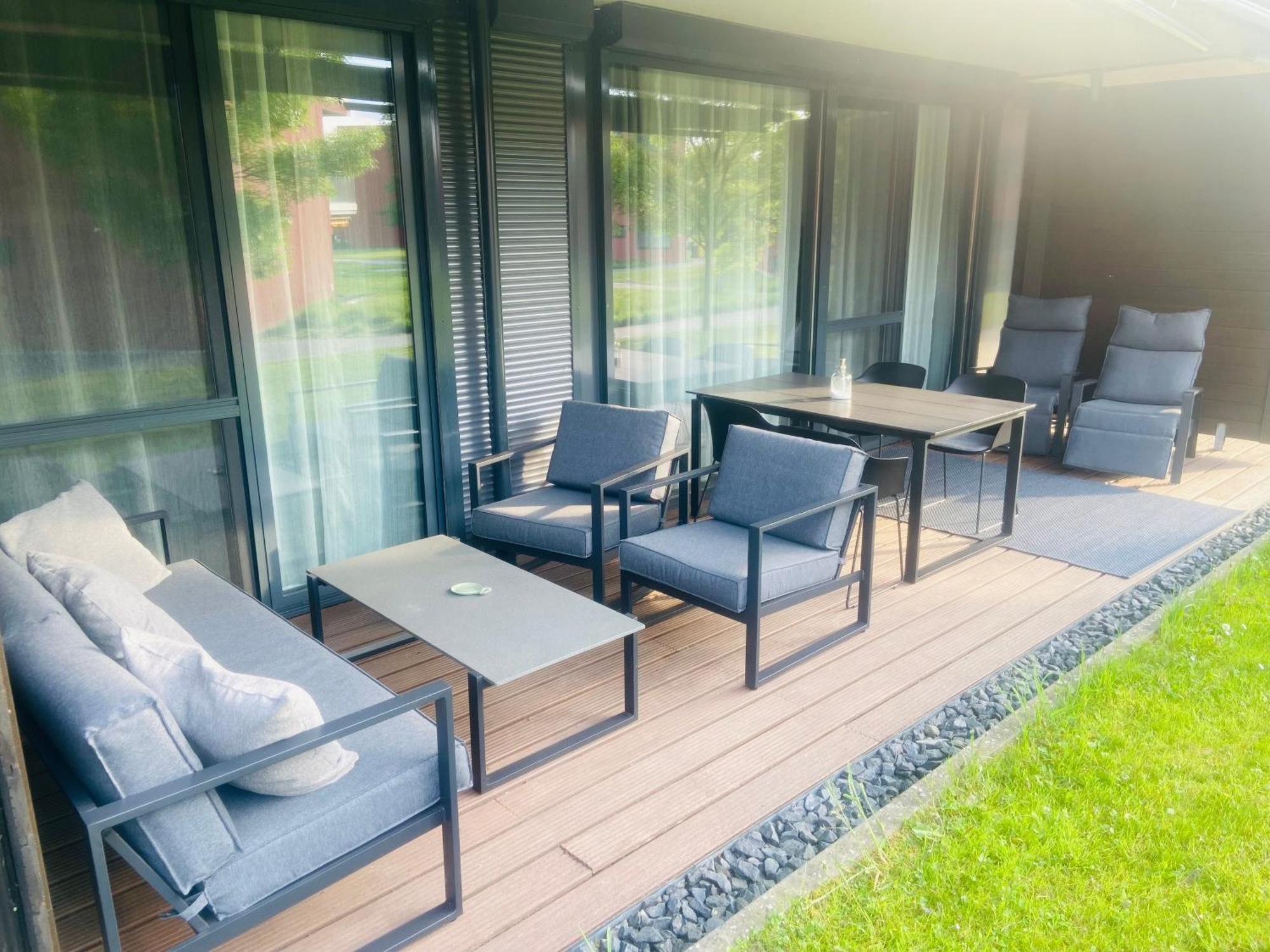 Bl Lakeside Apartman Balatonlelle Esterno foto